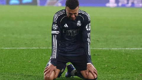 魔术师析：湖人五人上双，詹姆斯助力助湖人首轮晋级